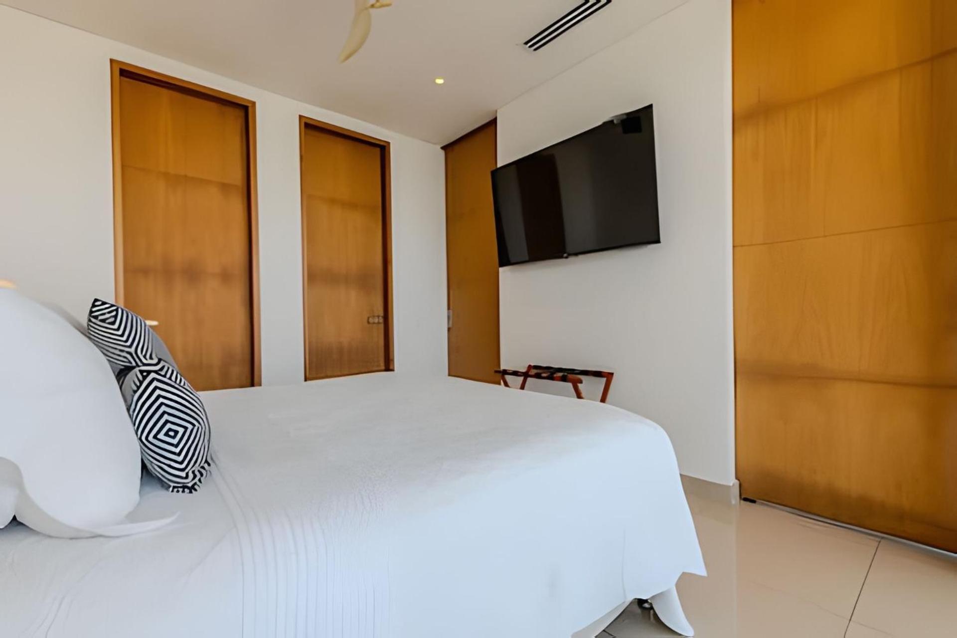 Luxury H2 Piso 19 / Sea Bay View & Historic Center *