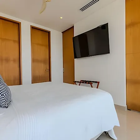 Luxury H2 Piso 19 / Sea Bay View & Historic Center *